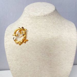 💎Sarah Coventry Signed Gold Tone Initial G Branch Leaf Brooch Pin Vintage
